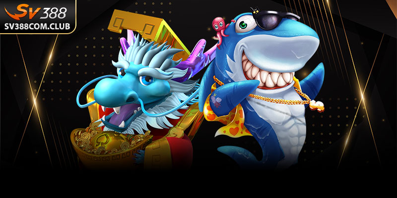 Bắn Cá Rồng: Chinh Phục Đại Dương Và Rinh Thưởng Cực Lớn Mỗi Ngày 2 Một trận đấu bắn cá có 3 người chơi đang cùng nhau truy đuổi boss rồng vàng trên nền giao diện online.